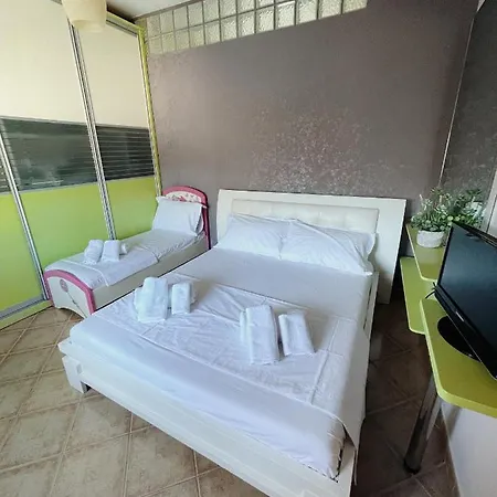 Sunkissed Centre Apartment