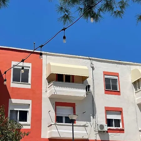 Sunkissed Centre